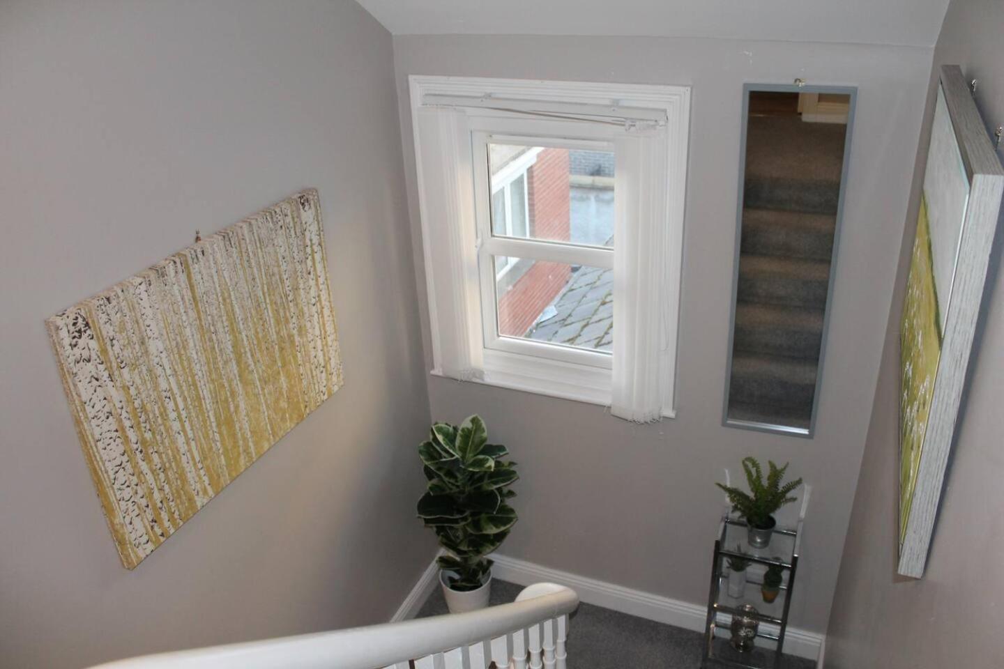 Villa 4 Bed Boutique House Lisburn Road Belfast Exterior foto